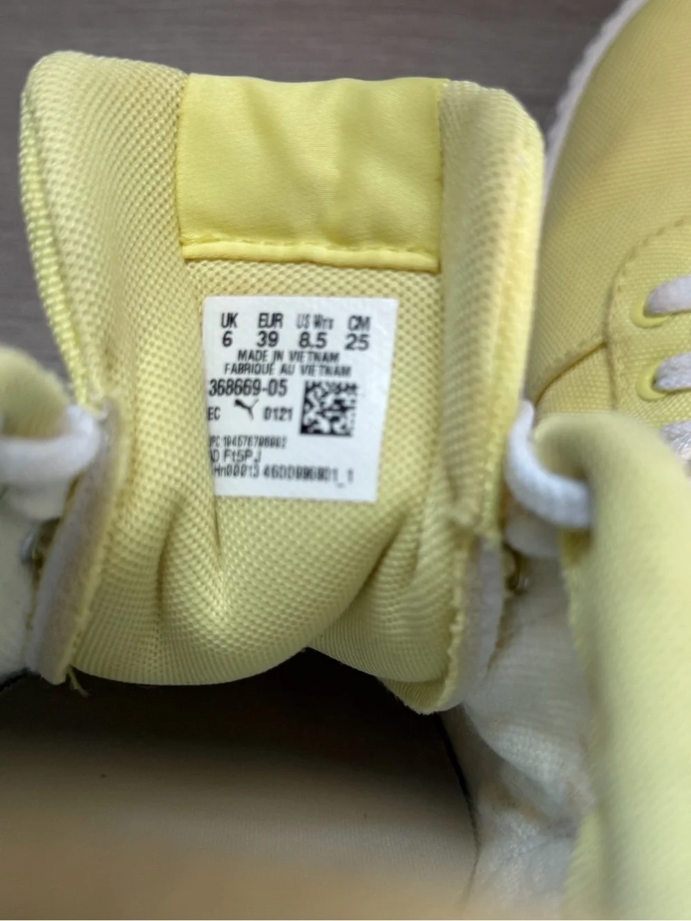 NWOT Puma Carina Canvas Platform Sneakers - Pastel Yellow - Women's 8.5